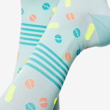 Load image into Gallery viewer, women's Mint Vitamin - Compression Socks
